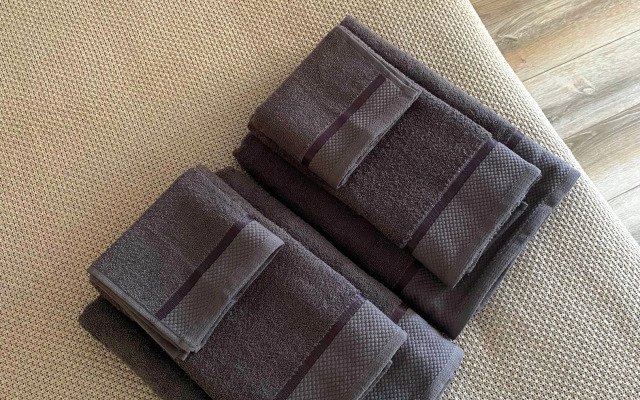 Апартаменты 2-комнатные с закрытой территорией на Захарова 26