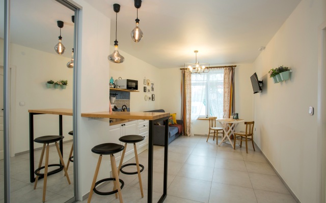 Апартаменты 100 steps to the sea