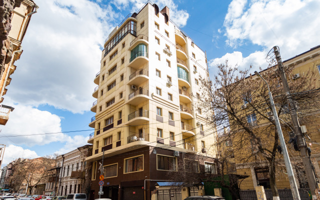 Loft Studio Shaumyana 40 Apartments