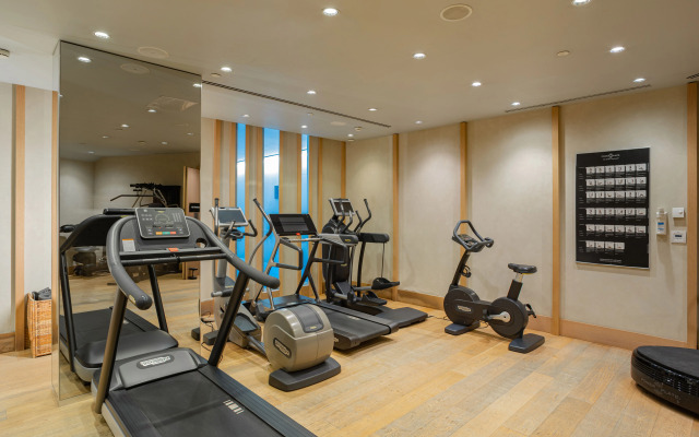 Отель SO/ Saint Petersburg