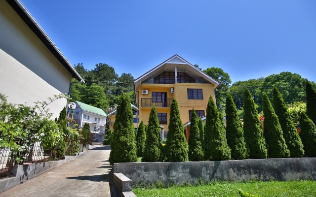 Loo Park Guest House