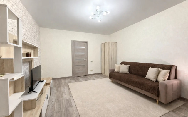 Квартира светлая просторная (65 м²) с дизайнерским интерьером