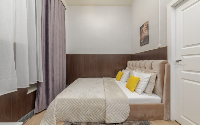 Апартаменты у Восстания