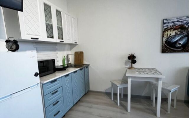 Na Lesnoy Ryadom S Litovskoy 11 Flat