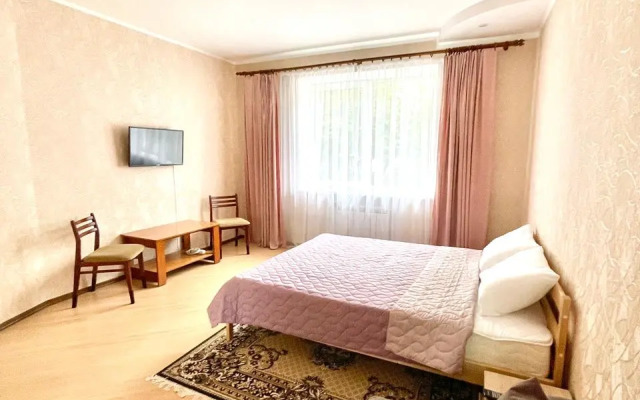 Na Grekova Flat
