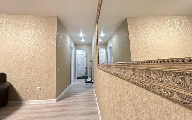 Kvartira Apartamenty v centre Elisty