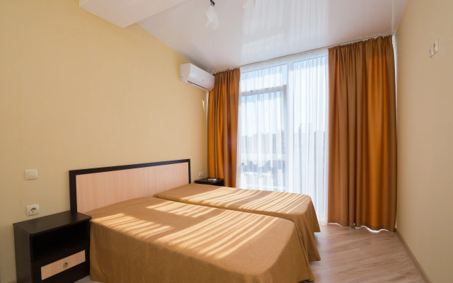 Three-Room Apartments for 5-7 People