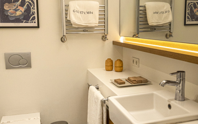 GALATA M84 Hotel