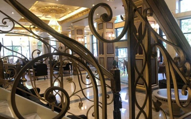 Golden Hill Hotel Downtown