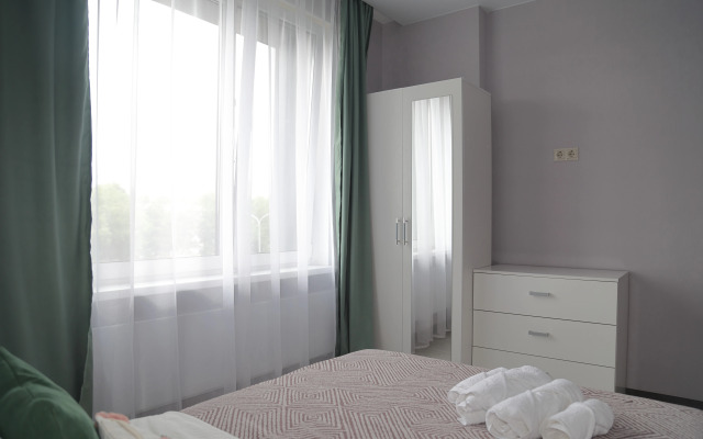 Na Solnechnoy D.2 Apartments