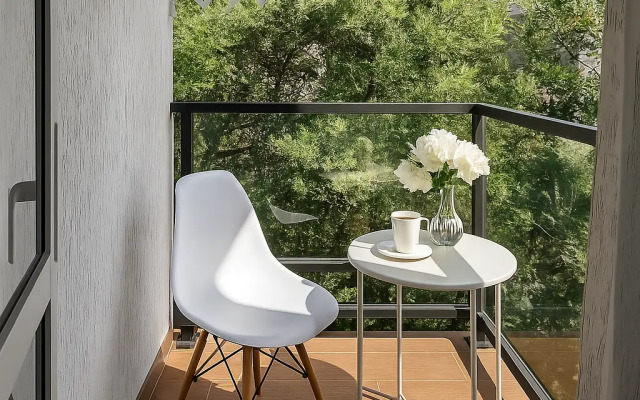 Dvukhkomnatnye S Balkonom V Camom Serdtse Adlera Apartments