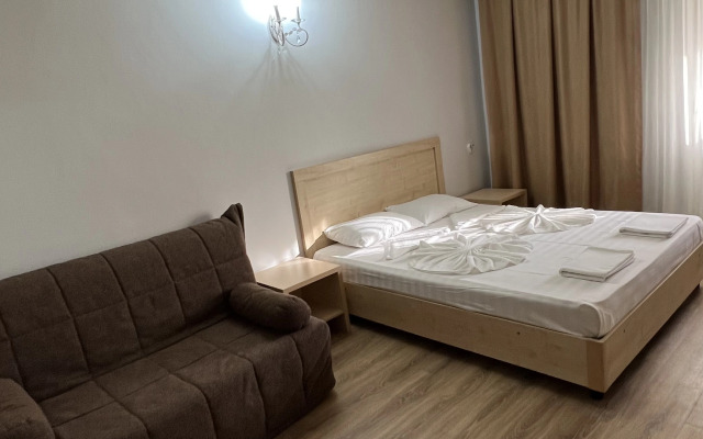 LiDiAnna Guest House