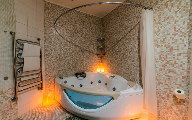 Holiday-In Guest house