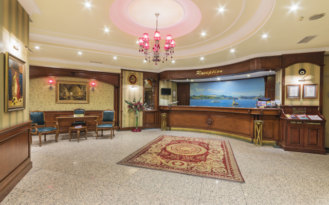 Grand Yavuz Hotel 