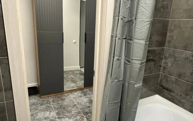 Апартаменты Уютные 1 этаж на Алексеевская 64/1