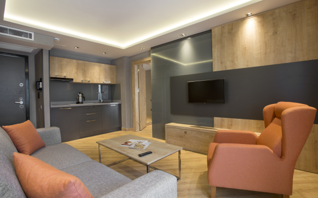 La Boutique Hotel & Suites (Adult Only 16+)
