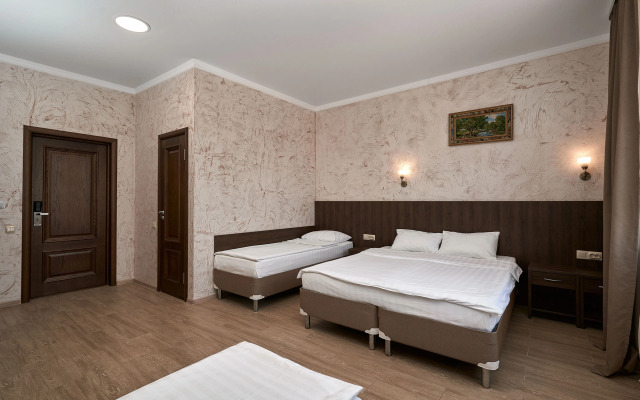 Отель Журавли