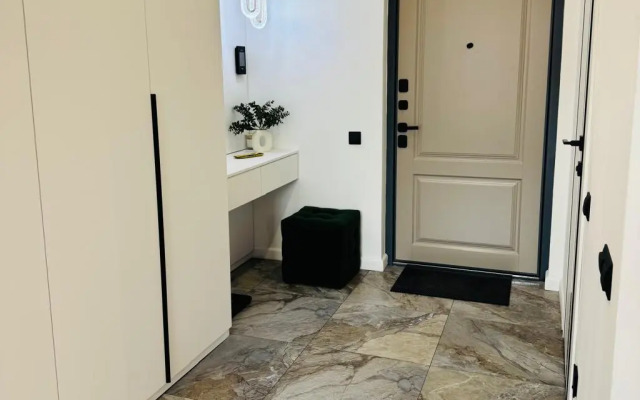Krasivaya Kvartira V Tsentre Flat