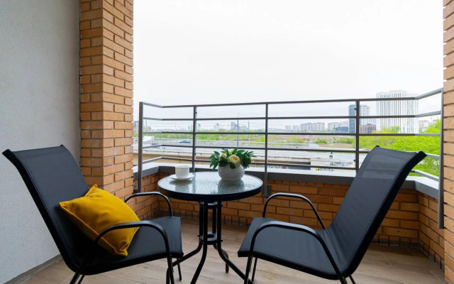 Rechport 6 Etazh Flat
