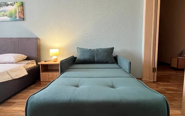 Квартира Двухкомнатная рядом с Аэропортом