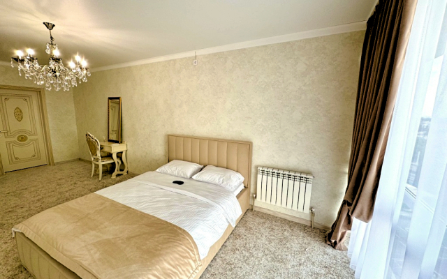 Khrustalny Sochi Apartments