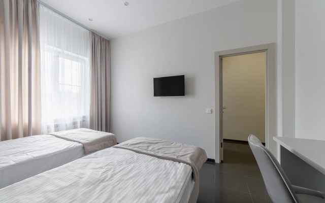 Апартаменты на Коммуны 2