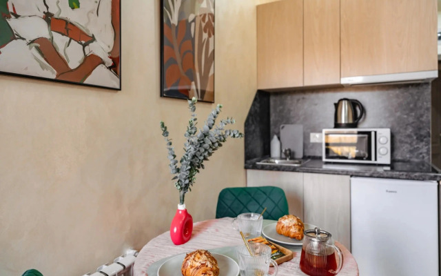 Апартаменты Мини Студия с бассейном