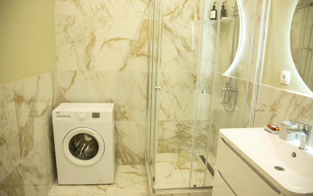 Квартира Студия с Дизайнерским Ремонтом на Черноморском Побережье