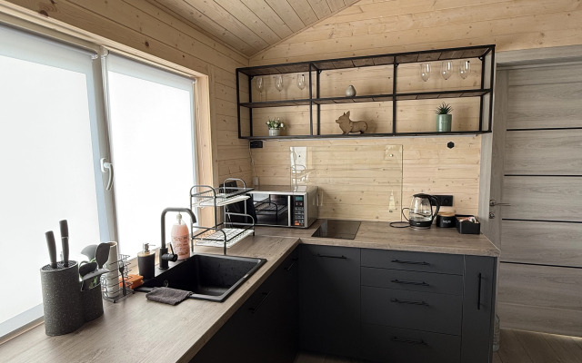 Na Granitse S Lesom Private House
