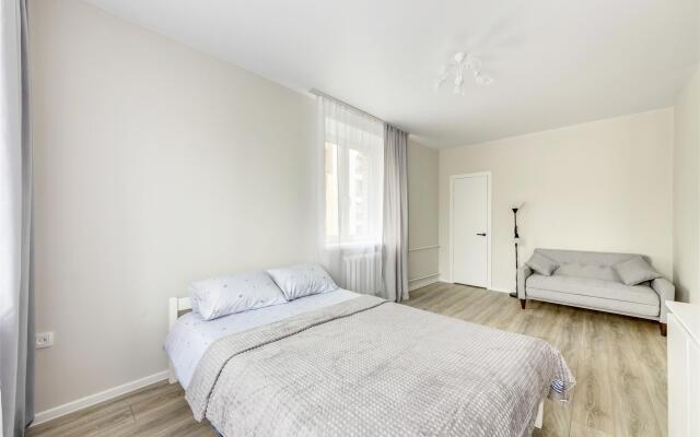 Na Uritskogo 12А Flat