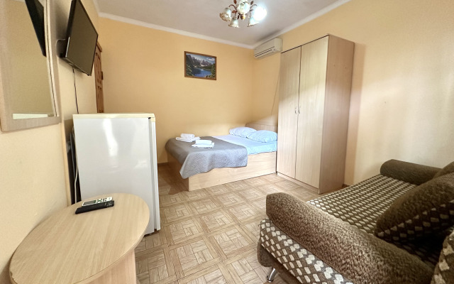 MartLen Guest House