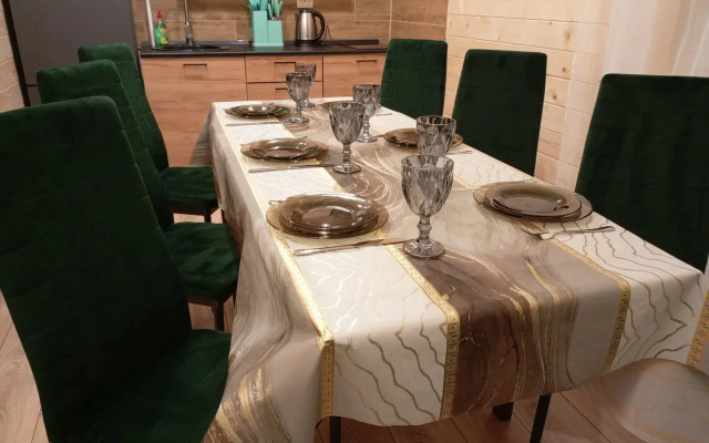 Flotskiy Domik Private house
