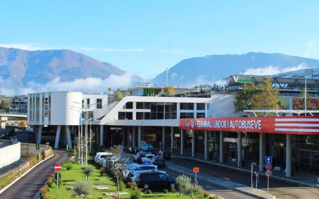 Metro Terminal Hotel