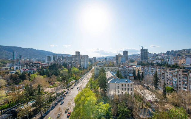 S Prekrasnym Vidom na Gorod i Park Apartments