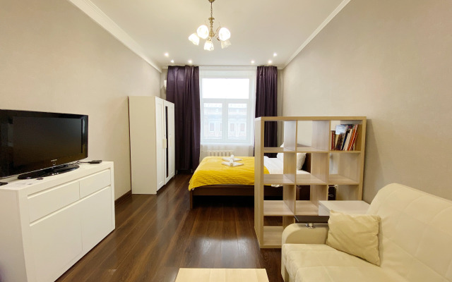 U Pushkinskoj I Vidom Na Tverskuyu Ulitsu Apartments