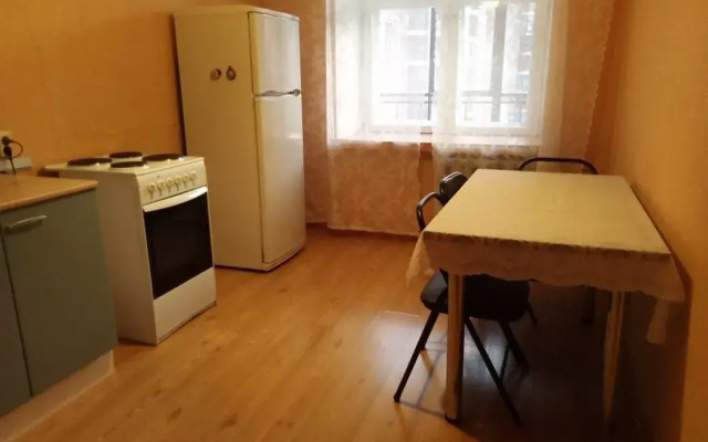 Na Ulitse Baki Urmanche 8 Flat