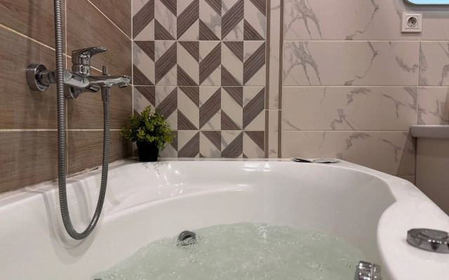 Апартаменты с джакузи с видом на реку