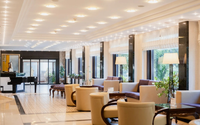 IRIS Hotel&Spa