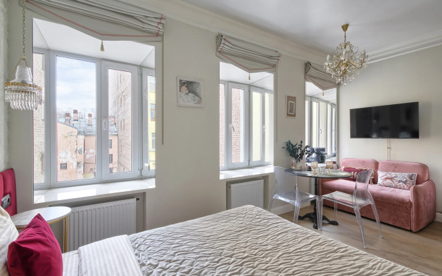 Апартаменты MyHomeYourHome на Лиговском проспекте д.141 Б