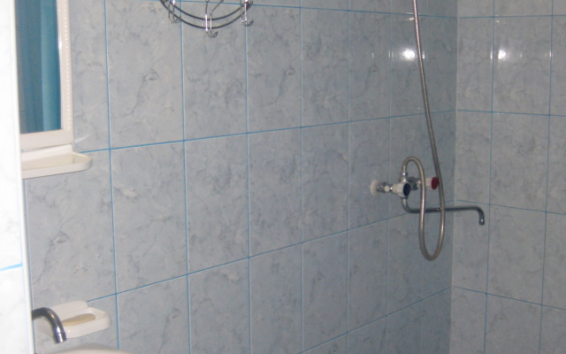 Na Bestuzheva Marlinskogo Guest House