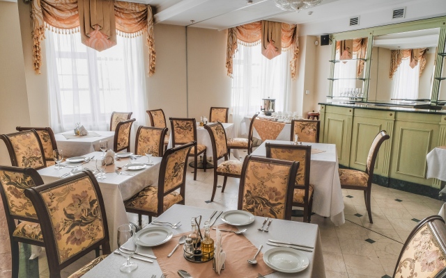 Отель Гостинично-ресторанный комплекс Полярная Звезда