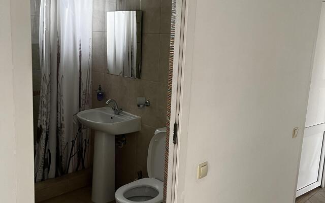 Whitehouse Guest house