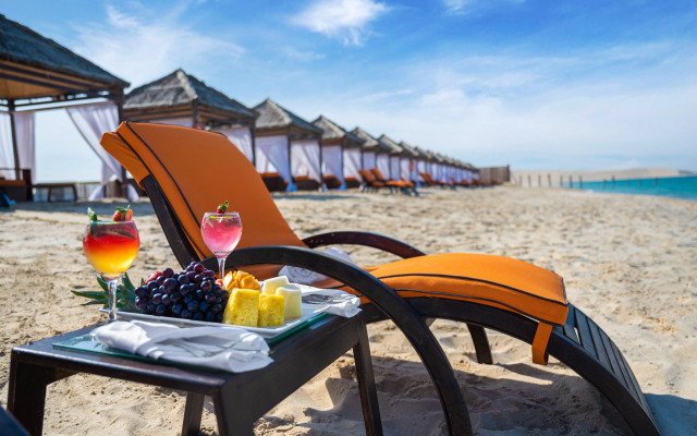 Regency Sealine Camp Camping