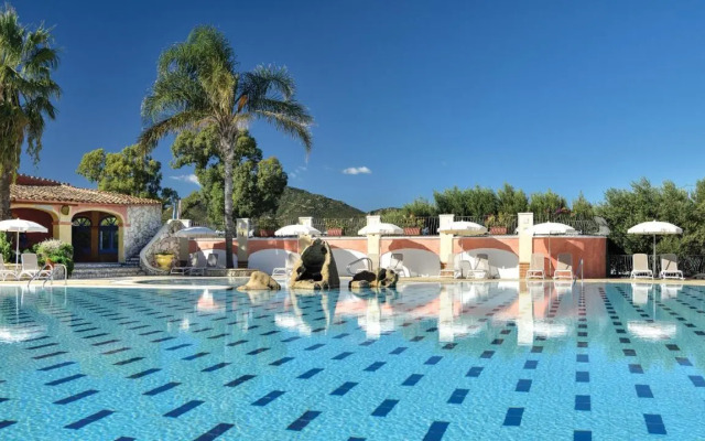 Hotel Futura Club Colostrai