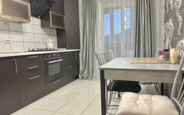 Komfort Ryadom s Zh/D Vokzalom Flat