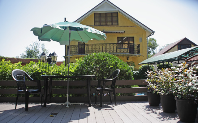 Loo Park Guest House