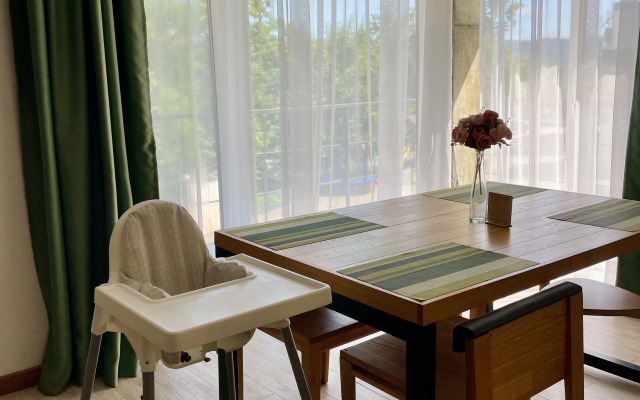 Apartment Semeynye Dvukhkomnatnye Apartamenty Na Ulitse Glavnoy, 21m