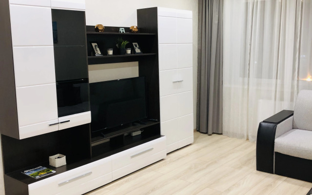 Квартира Aurora Apartment