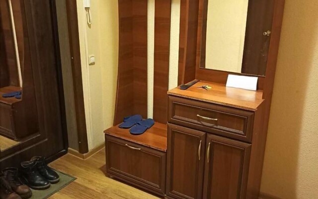 Na Kuryzhova 25 Flat