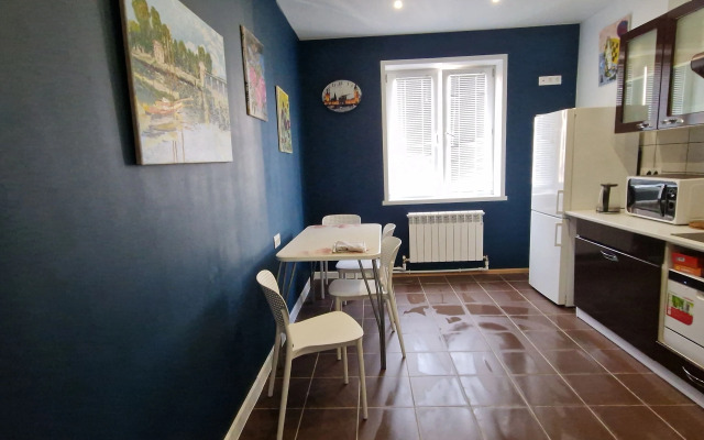 25 Let Oktyabrya Istra Posutochno Flat